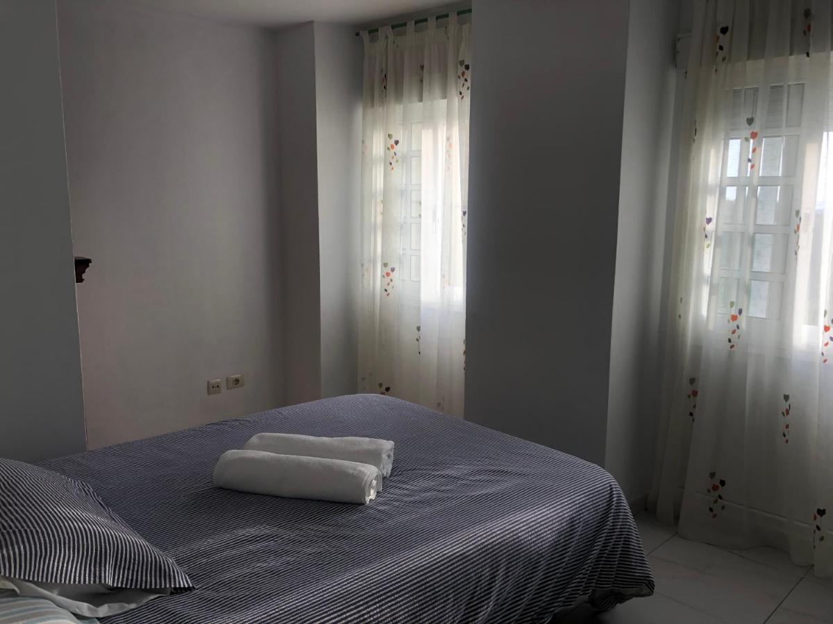Pension Mar De Rosa Villanueva De Arosa Exterior photo